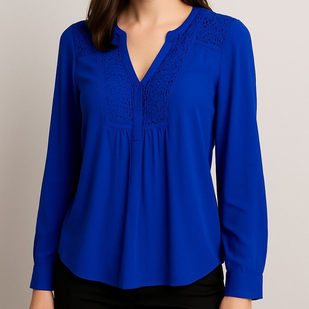 DANIEL RAINN Eyelet Detail Roll Tab Long Sleeve Popover Top